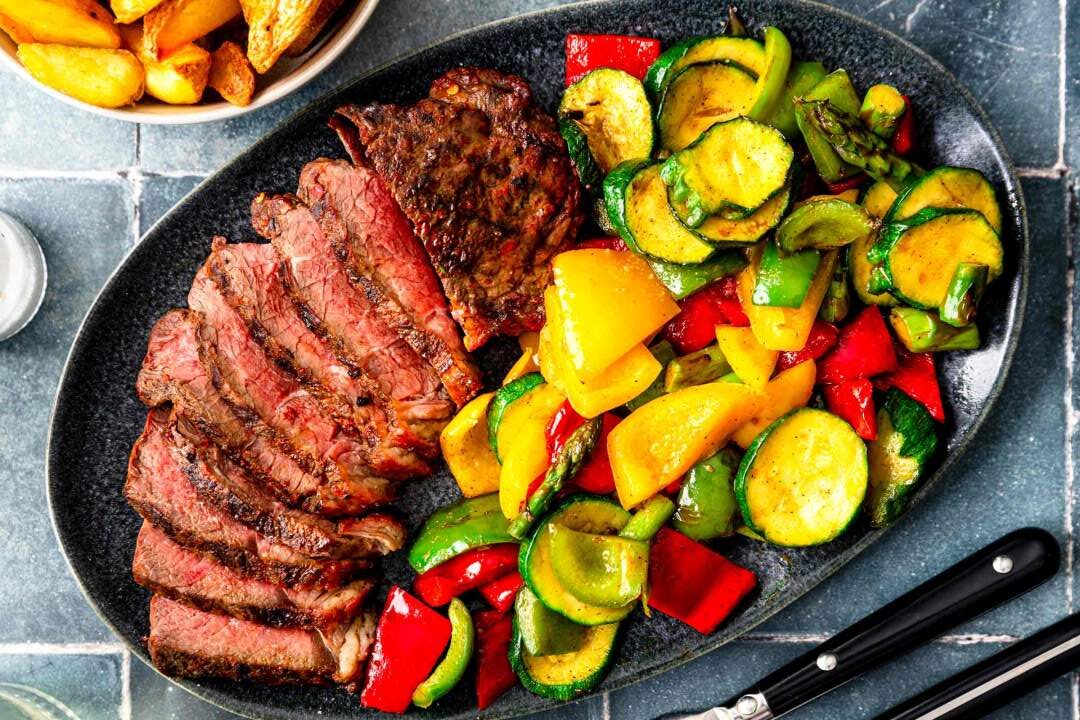 Grilled Steak with Vegetables