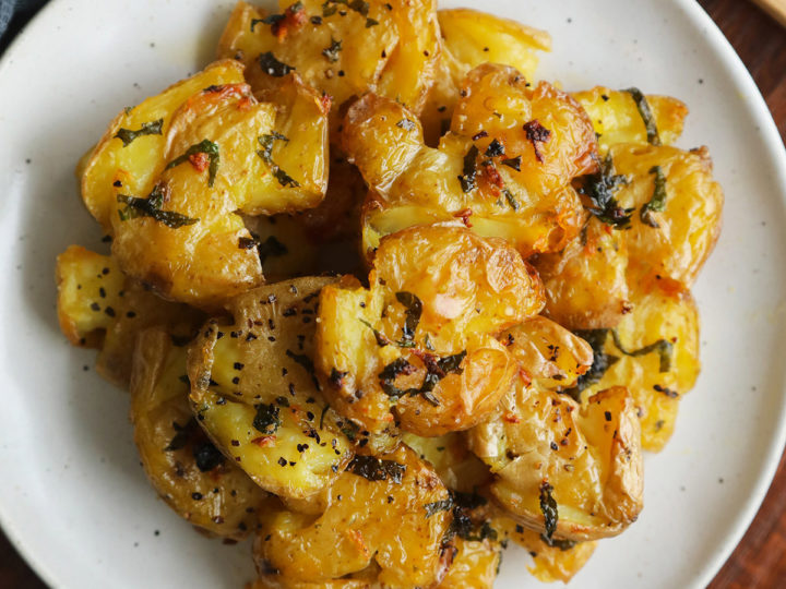 Crispy Smashed Potatoes with Garlic Herb Butter